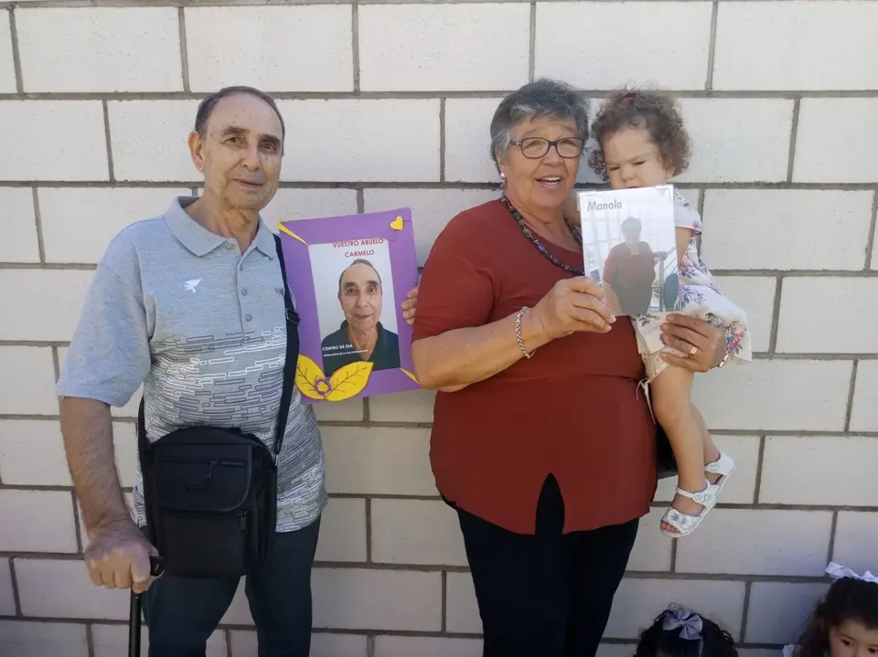 2022 FOTOS ADOPTA A UN ABUELO CEI CORAZ&Oacute;N DE JES&Uacute;S (10)