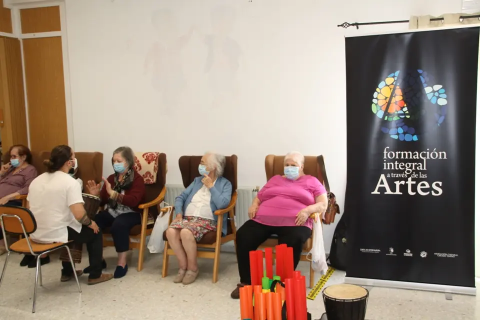 Taller de Musicoterapia 05-10-22 (9)