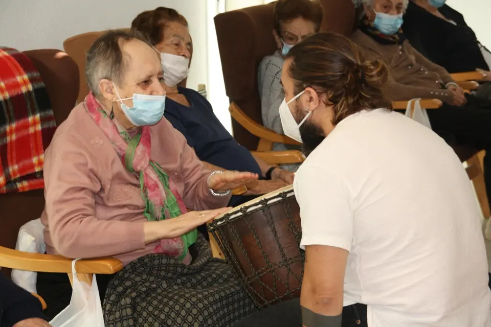 Taller de Musicoterapia 05-10-22 (10)