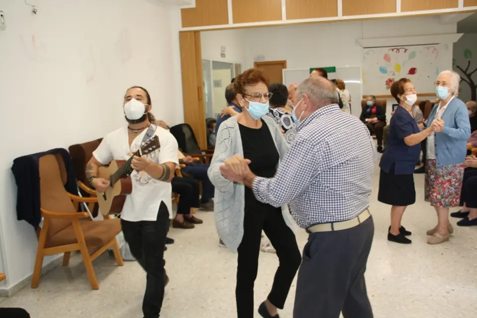 Taller de Musicoterapia 05-10-22 (24)