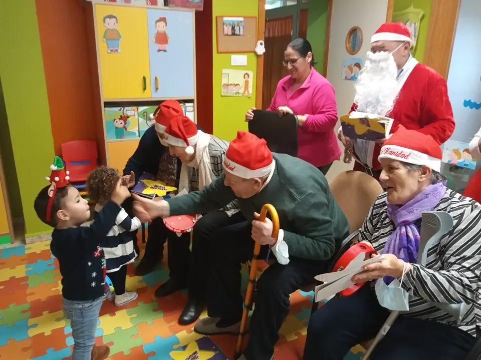 Visita al CEI Coraz&oacute;n de Jes&uacute;s (4)