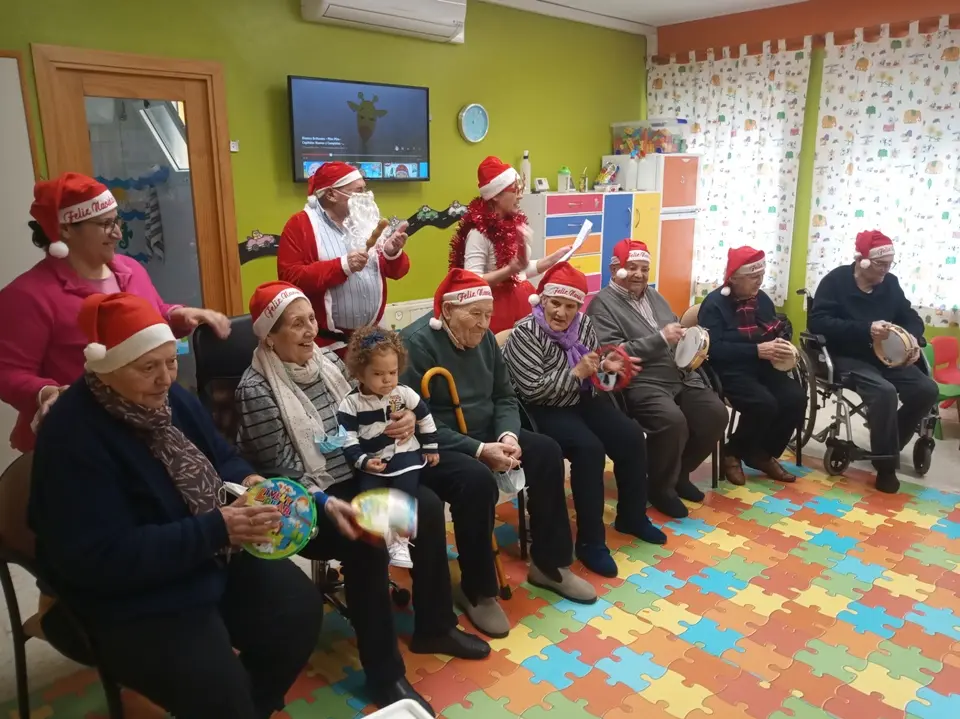 Visita al CEI Coraz&oacute;n de Jes&uacute;s (18)