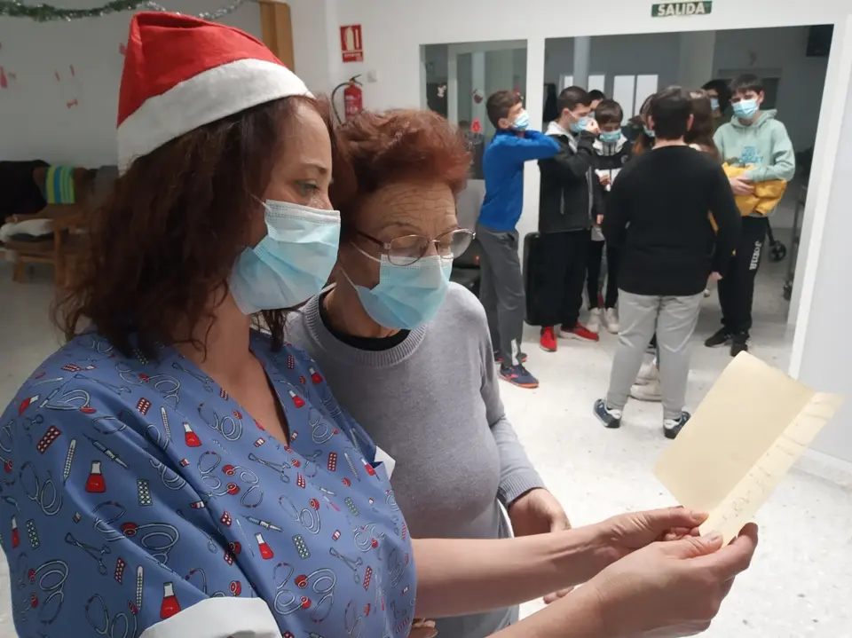 Visita del IES Enrique D&iacute;ez Canedo por Navidad (9)