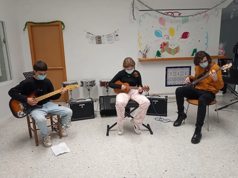 Escuela de M&uacute;sica en el CD Puebla de la Calzada (12)