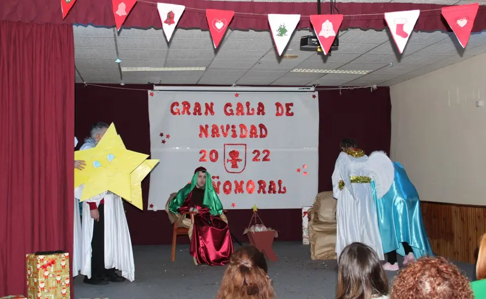 Gala de Navidad 22 Nu&ntilde;omoral (6)