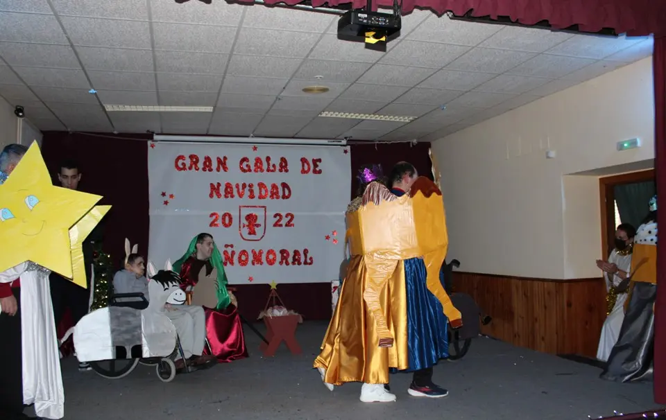 Gala de Navidad 22 Nu&ntilde;omoral (9)