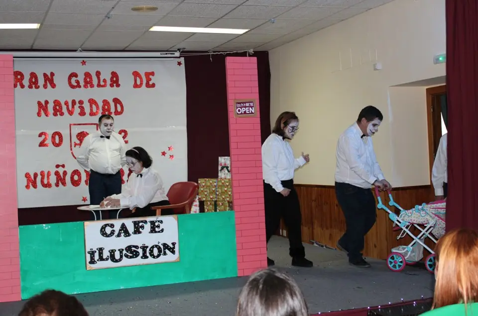 Gala de Navidad 22 Nu&ntilde;omoral (13)