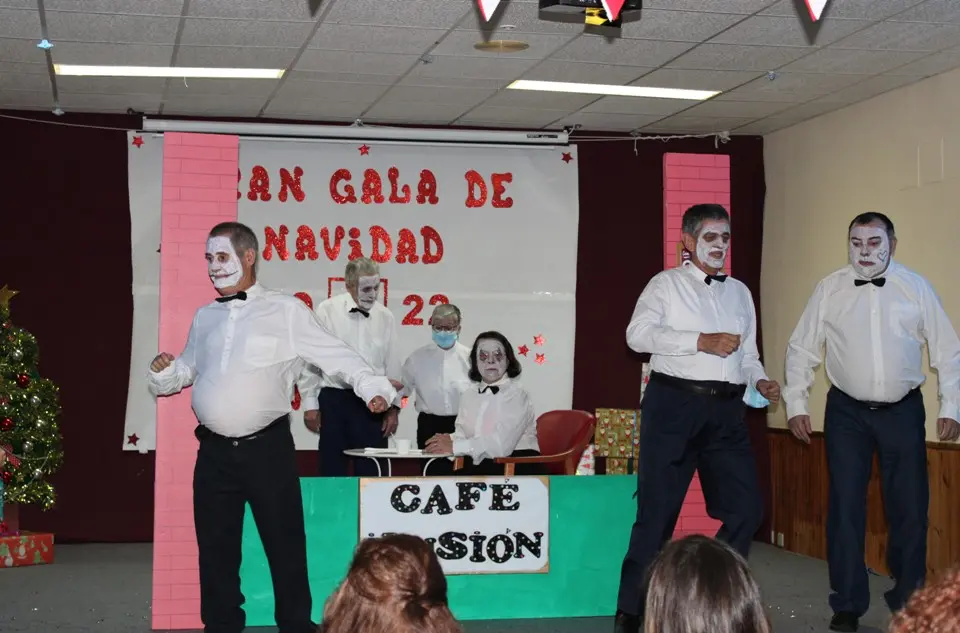Gala de Navidad 22 Nu&ntilde;omoral (18)