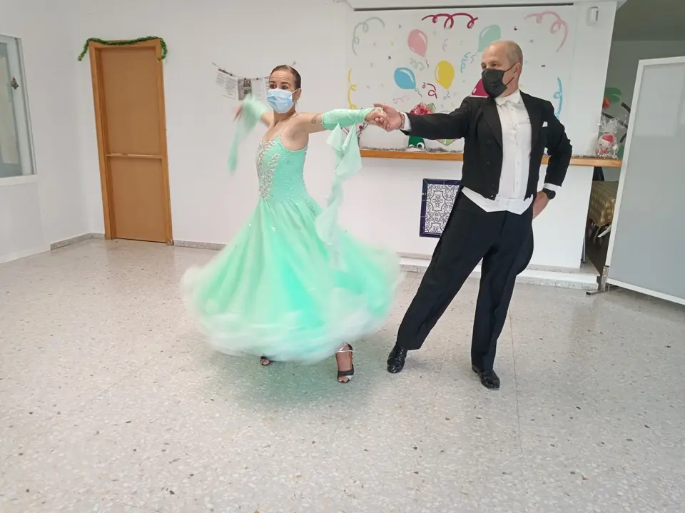 Baile Jes&uacute;s y Sandra en el Centro de D&iacute;a (3)