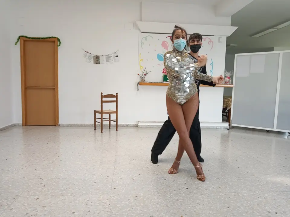 Baile Jes&uacute;s y Sandra en el Centro de D&iacute;a (29)