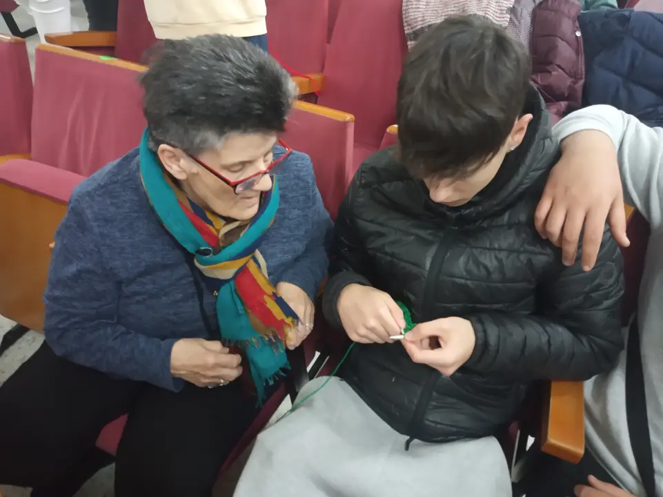 Ense&ntilde;ando labores en el IES Enrique D&iacute;ez Canedo (4)