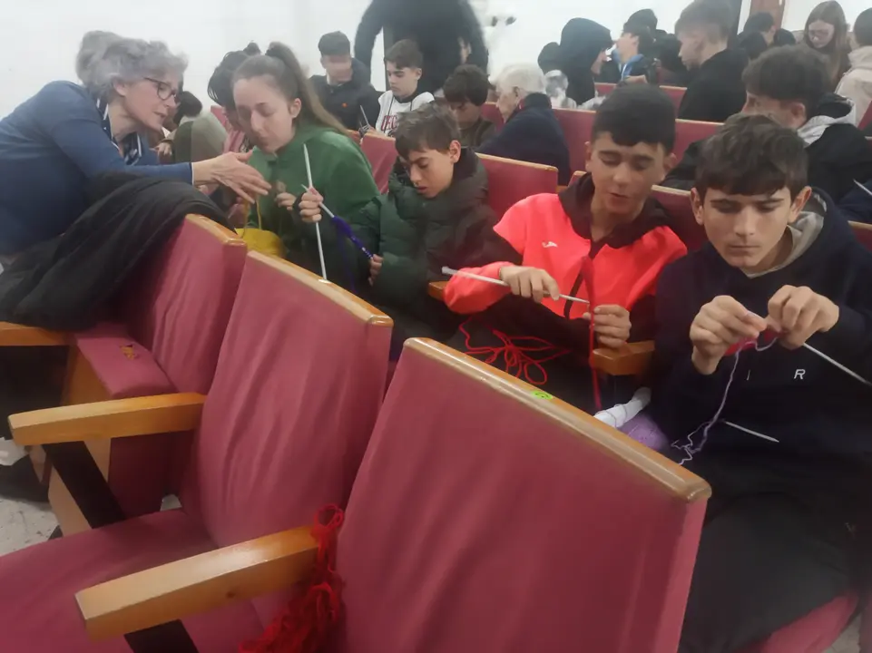 Ense&ntilde;ando labores en el IES Enrique D&iacute;ez Canedo (9)