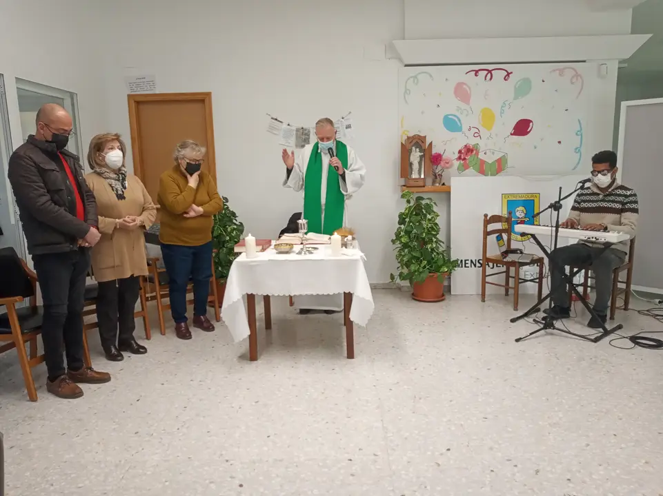 Eucarist&iacute;a CD Puebla de la Calzada (10)