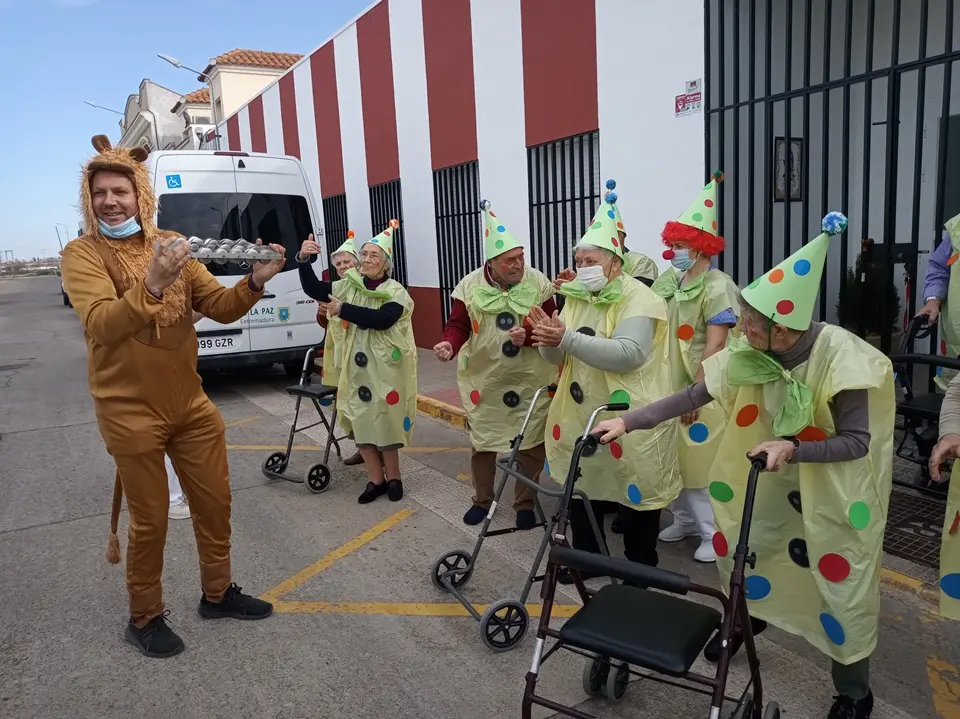 Comparsa en el CD Puebla de la Calzada (2)