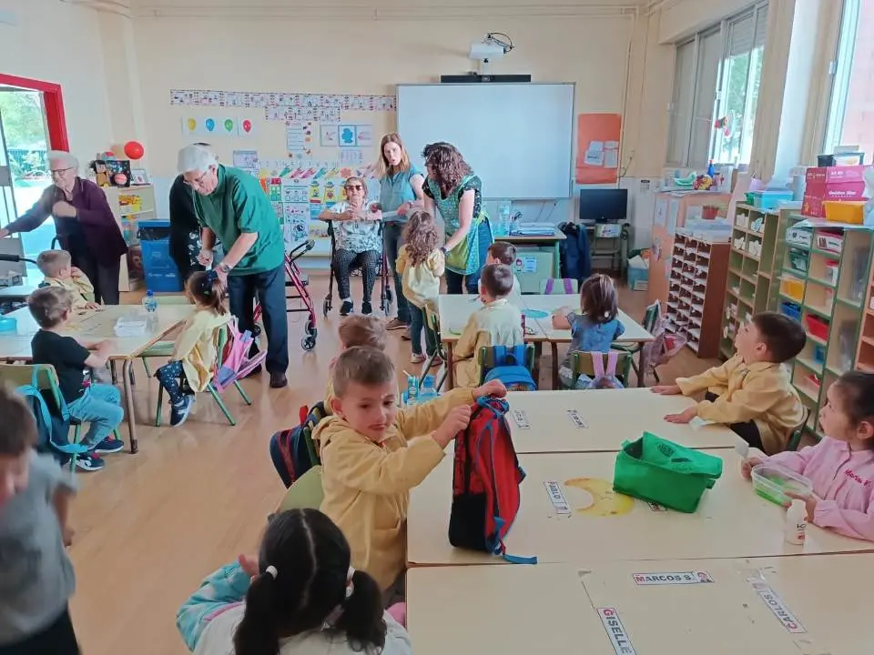 Visita al CEIP Montero de Espinosa (6)