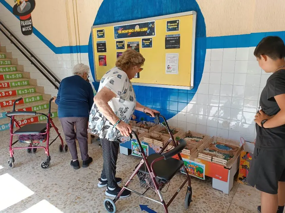 Visita al CEIP Montero de Espinosa (11)