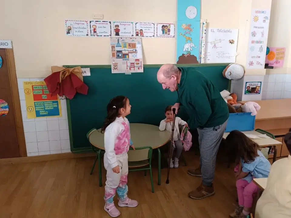 Visita al CEIP Montero de Espinosa (18)