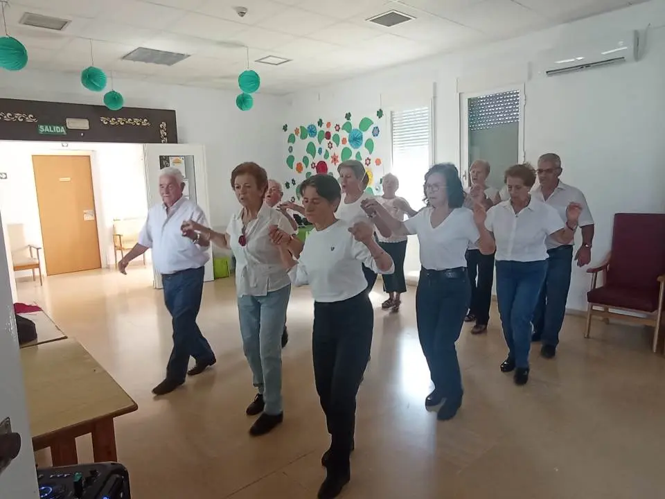 Visita de Los Santitos a la RM Torrecilla de los &Aacute;ngeles (5)