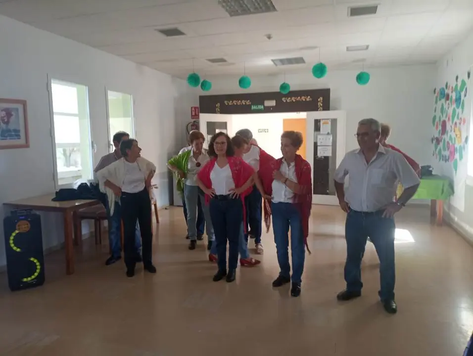 Visita de Los Santitos a la RM Torrecilla de los &Aacute;ngeles (8)