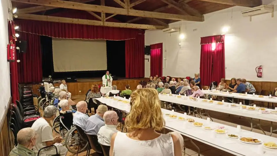 D&iacute;a de los Abuelos en RM Peraleda de la Mata (1)