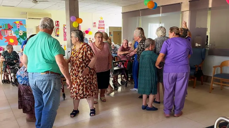 D&iacute;a de los Abuelos en RM Madrigal (3)