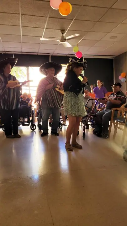 D&iacute;a de los Abuelos en RM Madrigal (12)