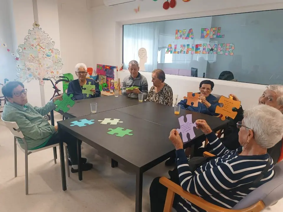 D&iacute;a del Alzheimer en RM Villasbuenas de Gata (9)