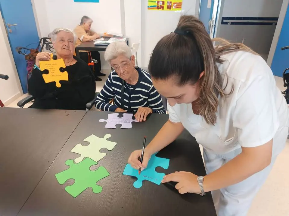 D&iacute;a del Alzheimer en RM Villasbuenas de Gata (10)