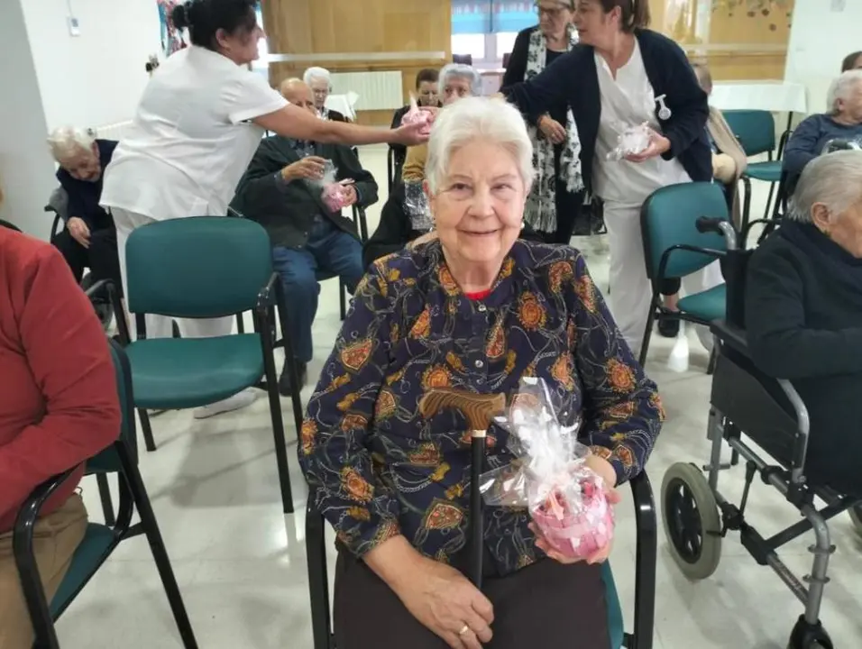 Conmemoraci&oacute;n C&aacute;ncer de Mama en CD Burguillos del Cerro (19)