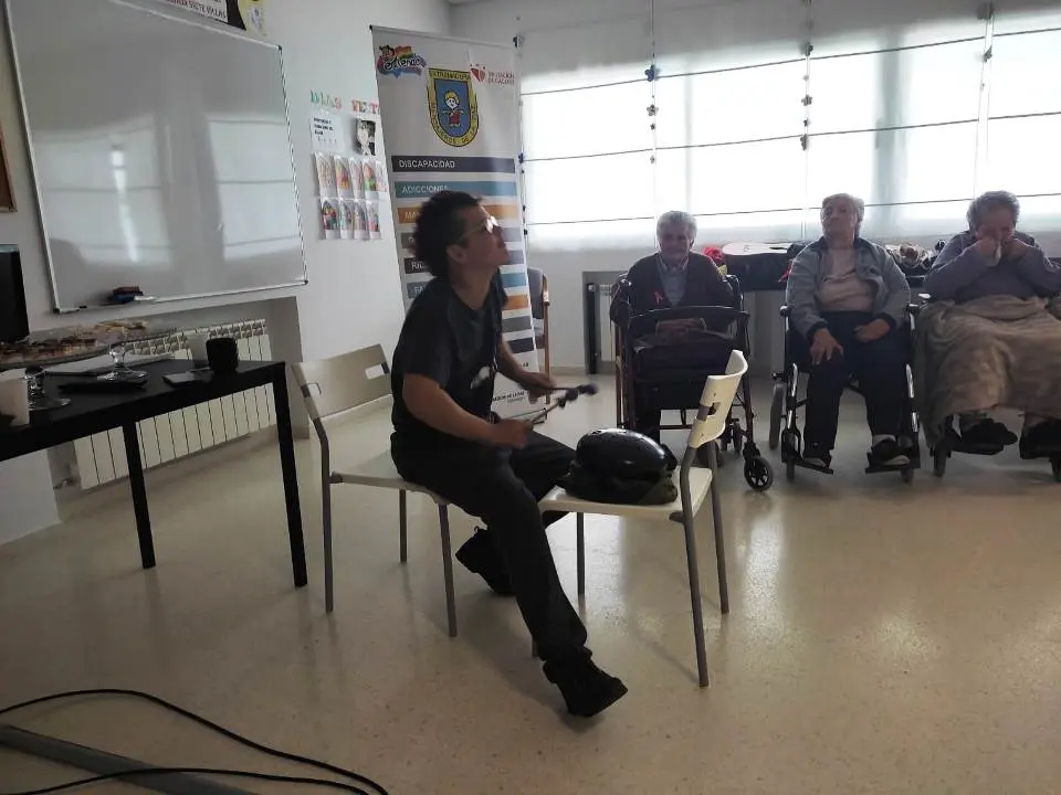 Musicoterapia en RM Siete Villas (8)