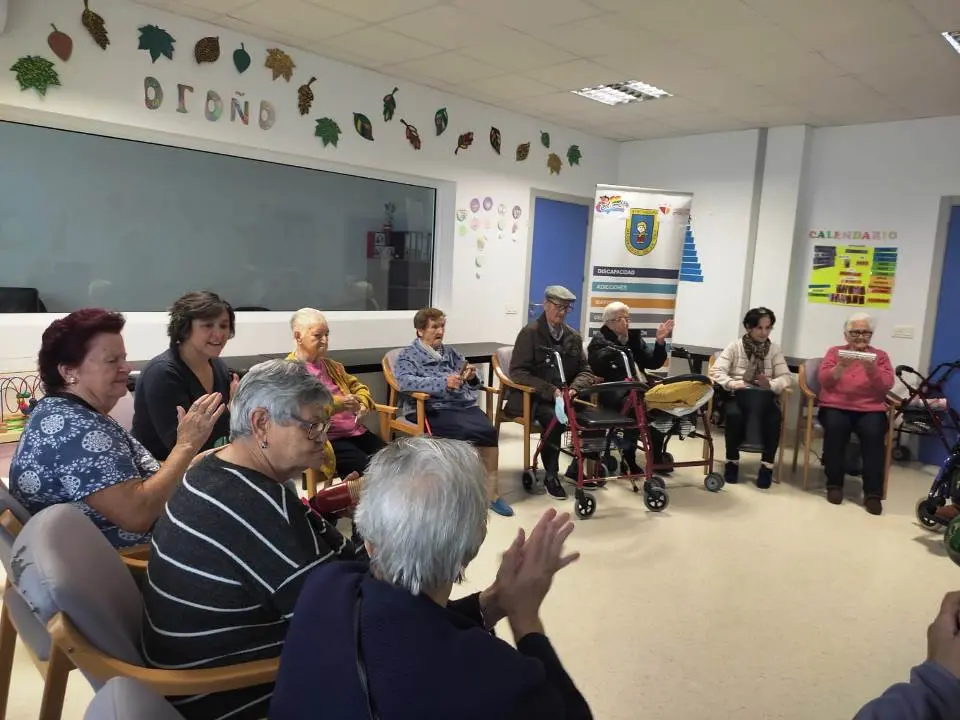 Musicoterapia en RM Siete Villas (19)