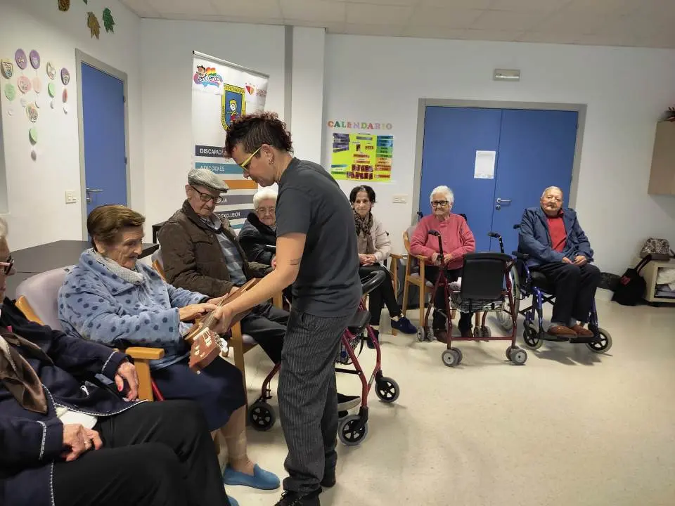 Musicoterapia en RM Siete Villas (55)