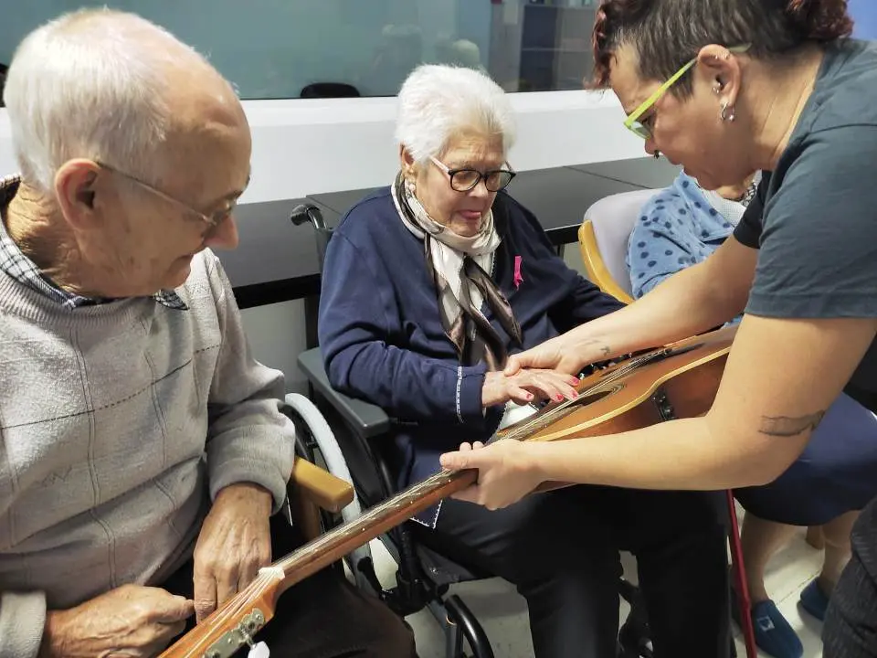 Musicoterapia en RM Siete Villas (57)