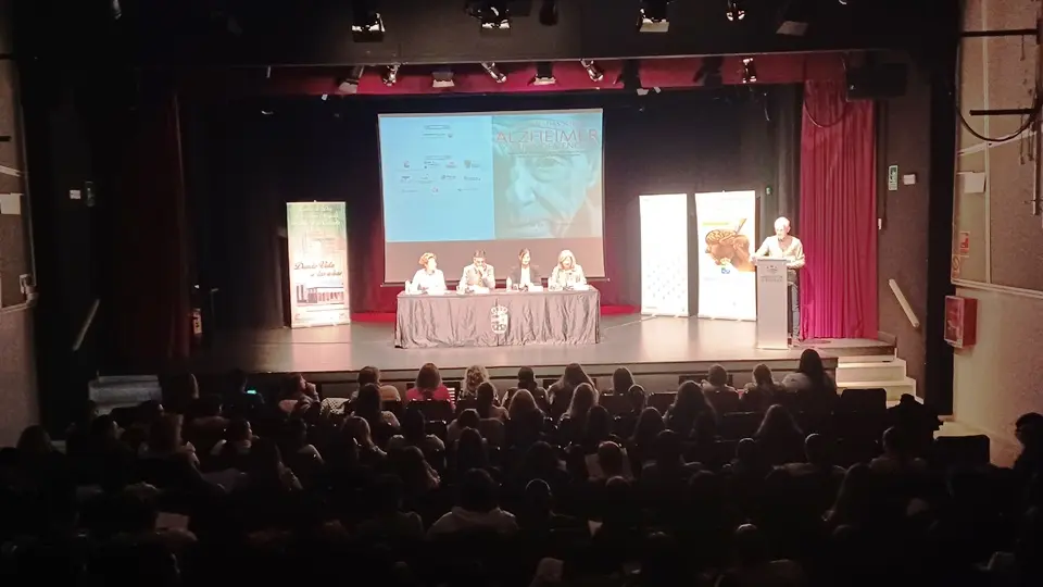 XII Jornadas Alzheimer Puebla de la Calzada (5)