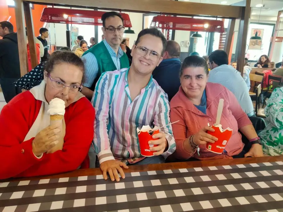 Actividad Hmburguesa con amigo-as (7)
