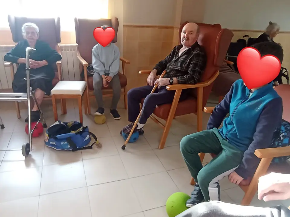 I Encuentro Intergeneracional en RM Hern&aacute;n P&eacute;rez (2)