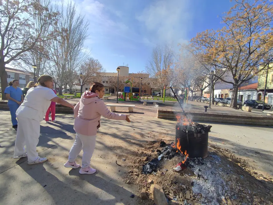 Las Candelas en CD Almendralejo (8)