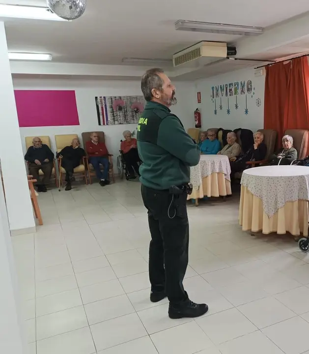 Guardia Civil en RM Cabezuela del Valle (2)