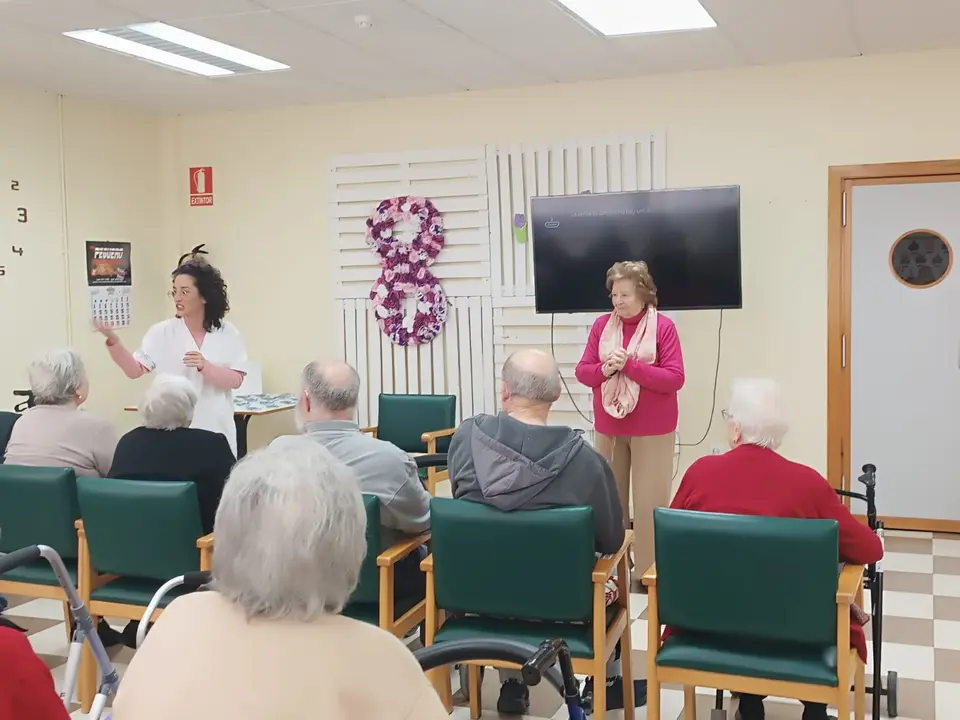 8M en CD Almendralejo (36)