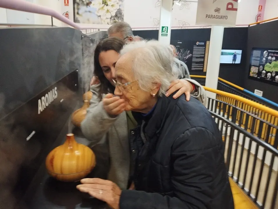 CD Puebla de la Calzada visita Valdelacalzada en Flor (6)