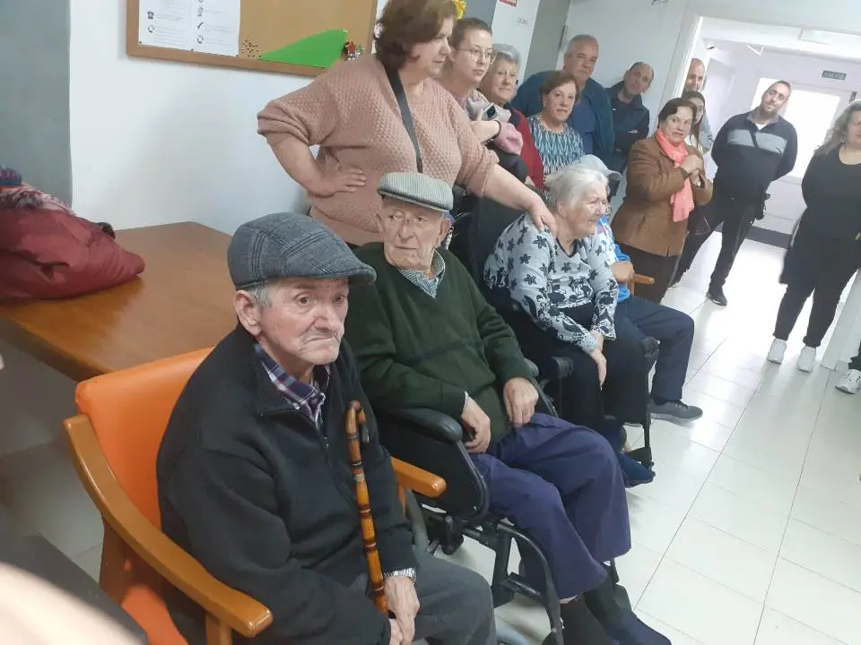 Tarde de bailes en RM Cabezuela del Valle (10)