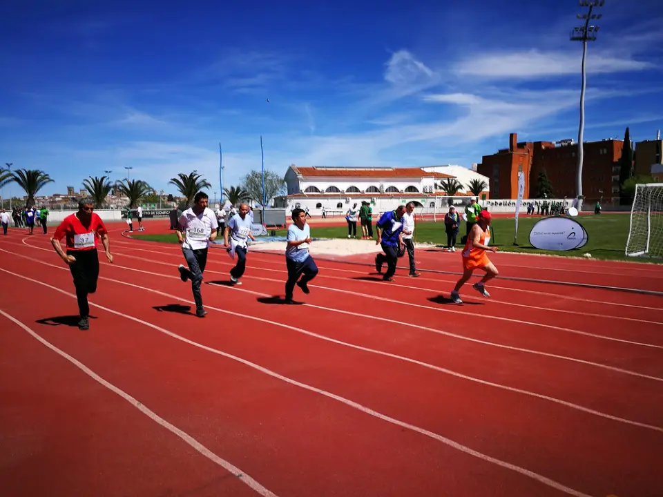 Jornada de atletismo en C&aacute;ceres (4)