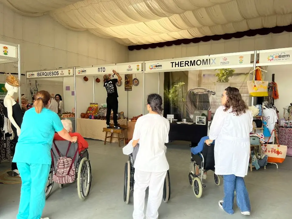 Feria del Esp&aacute;rrago en Burguillos del Cerro (9)