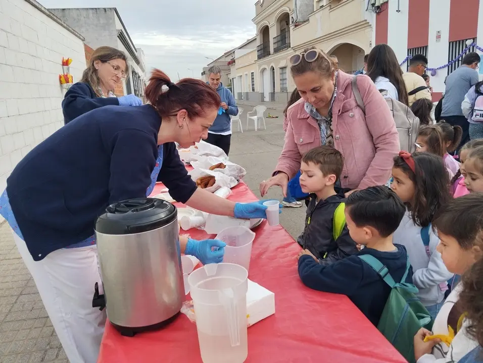 El CD Puebla de la Calzada recibe la visita del Colegio Torre &Aacute;guila (6)