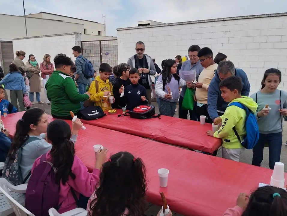 El CD Puebla de la Calzada recibe la visita del Colegio Torre &Aacute;guila (8)