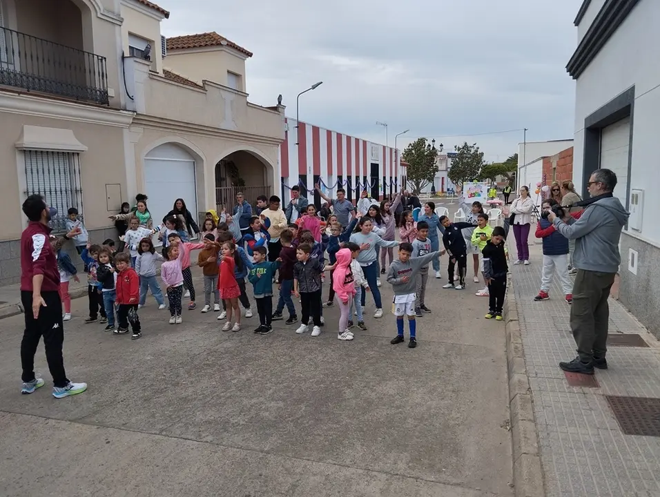 El CD Puebla de la Calzada recibe la visita del Colegio Torre &Aacute;guila (13)
