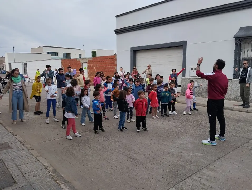 El CD Puebla de la Calzada recibe la visita del Colegio Torre &Aacute;guila (14)