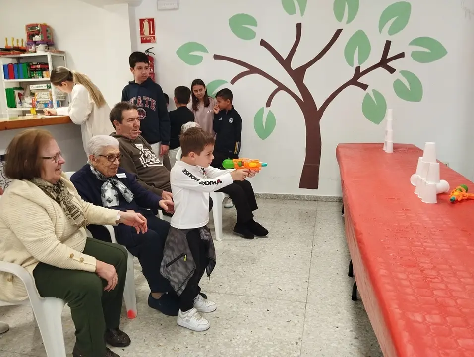 El CD Puebla de la Calzada recibe la visita del Colegio Torre &Aacute;guila (37)