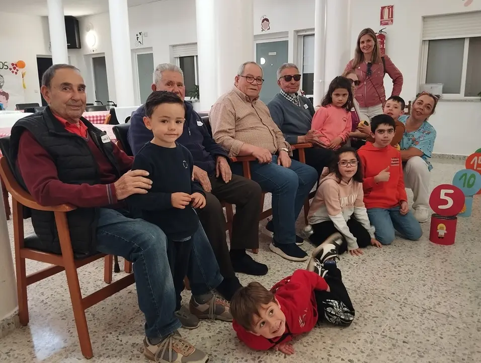 El CD Puebla de la Calzada recibe la visita del Colegio Torre &Aacute;guila (48)
