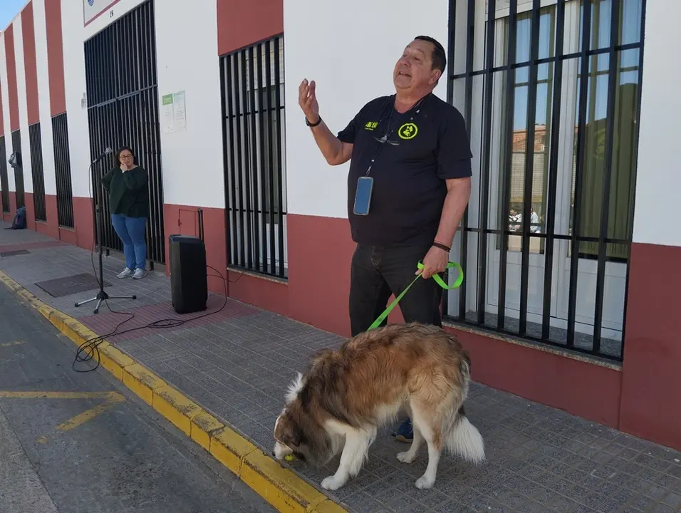 El CD Puebla de la Calzada recibe la visita del Colegio Torre &Aacute;guila (67)